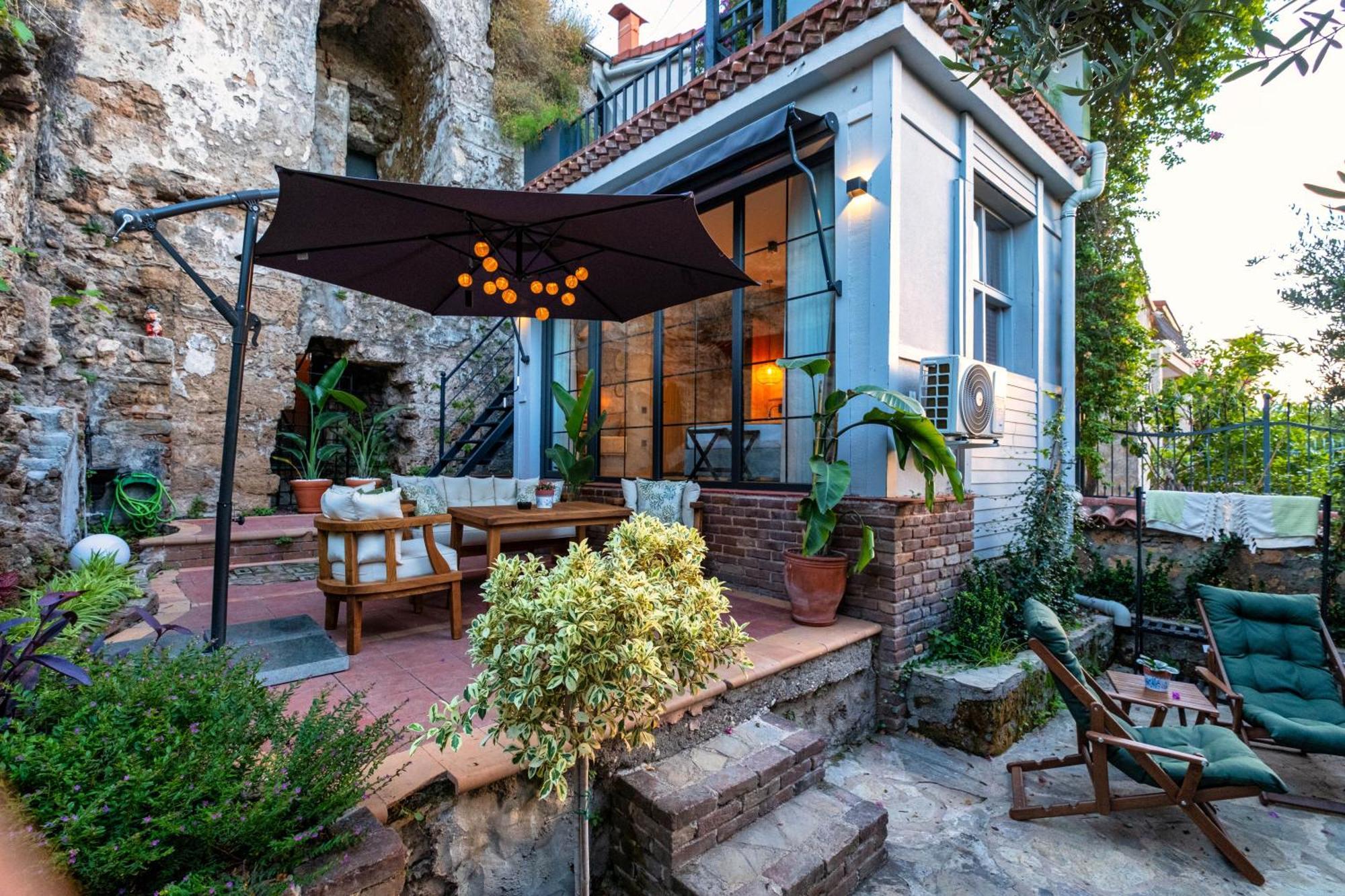 Route Hotel Kaleici - Adult Only Antalya Kültér fotó